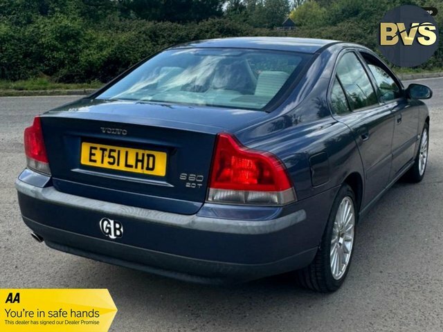 Volvo S60 S Saloon ET51LHD Blue #2