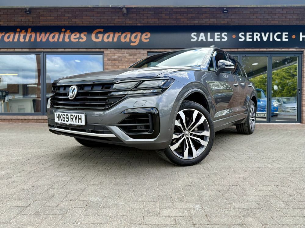 Volkswagen Touareg 3.0 Tdi V6 Black Edition Tiptronic 4Motion Grey