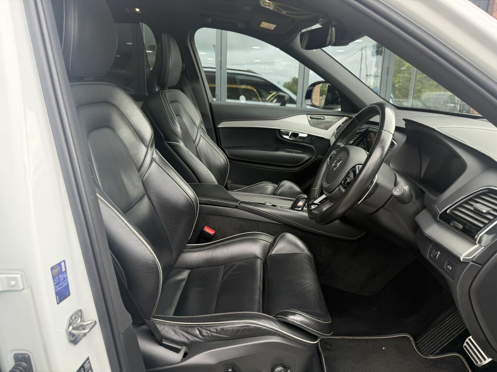 Volvo XC90 2.0 B5 Mhev R-design Pro 4Wd WG69USZ White #4
