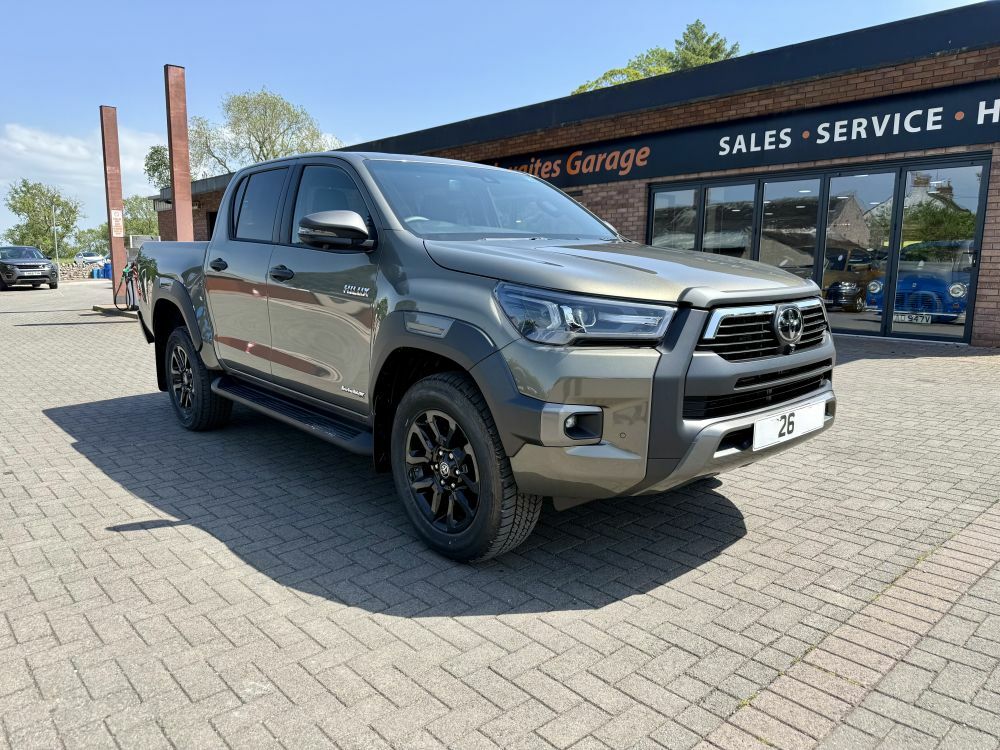 Toyota HILUX 2.8 D-4d-h Invincible X 4Wd Brown #2