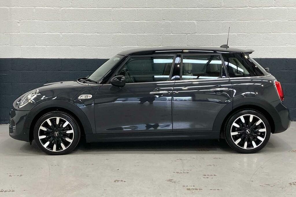 Mini Hatch Cooper S Exclusive DX19KWO Grey #4