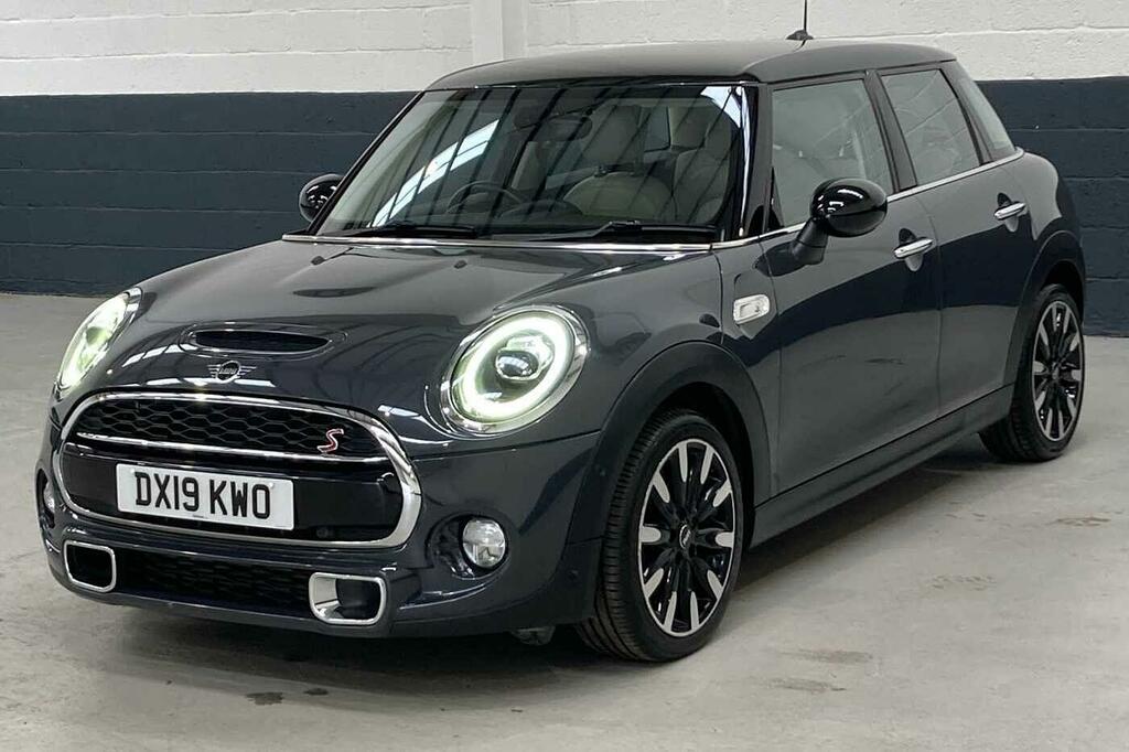 Mini Hatch Cooper S Exclusive DX19KWO Grey #3