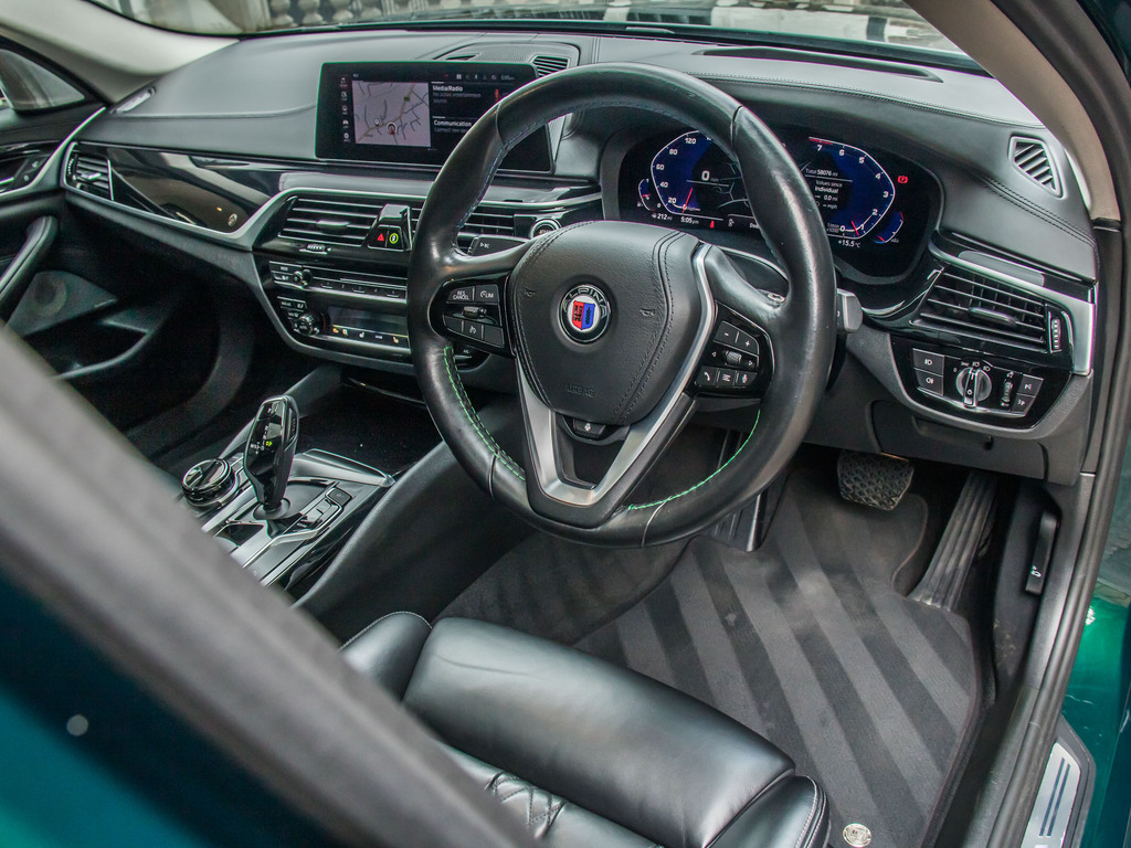 BMW Alpina Estate Black #19