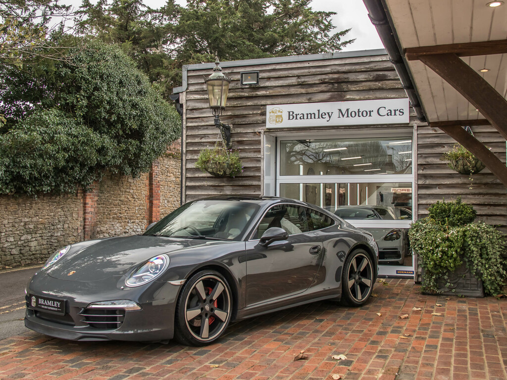 Porsche 911 Manual Grey