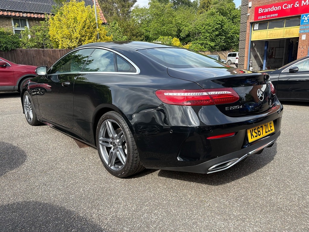 Mercedes-Benz E Class E220d Amg Line KS67ZLE Black #4