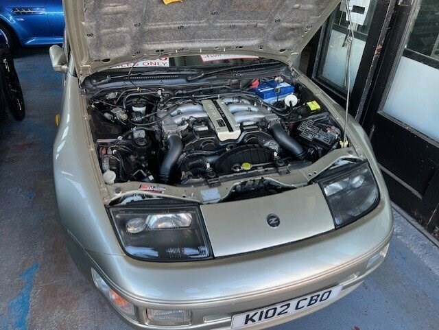 Nissan 300ZX Coupe 3.0 Targa 1999T Gold #10