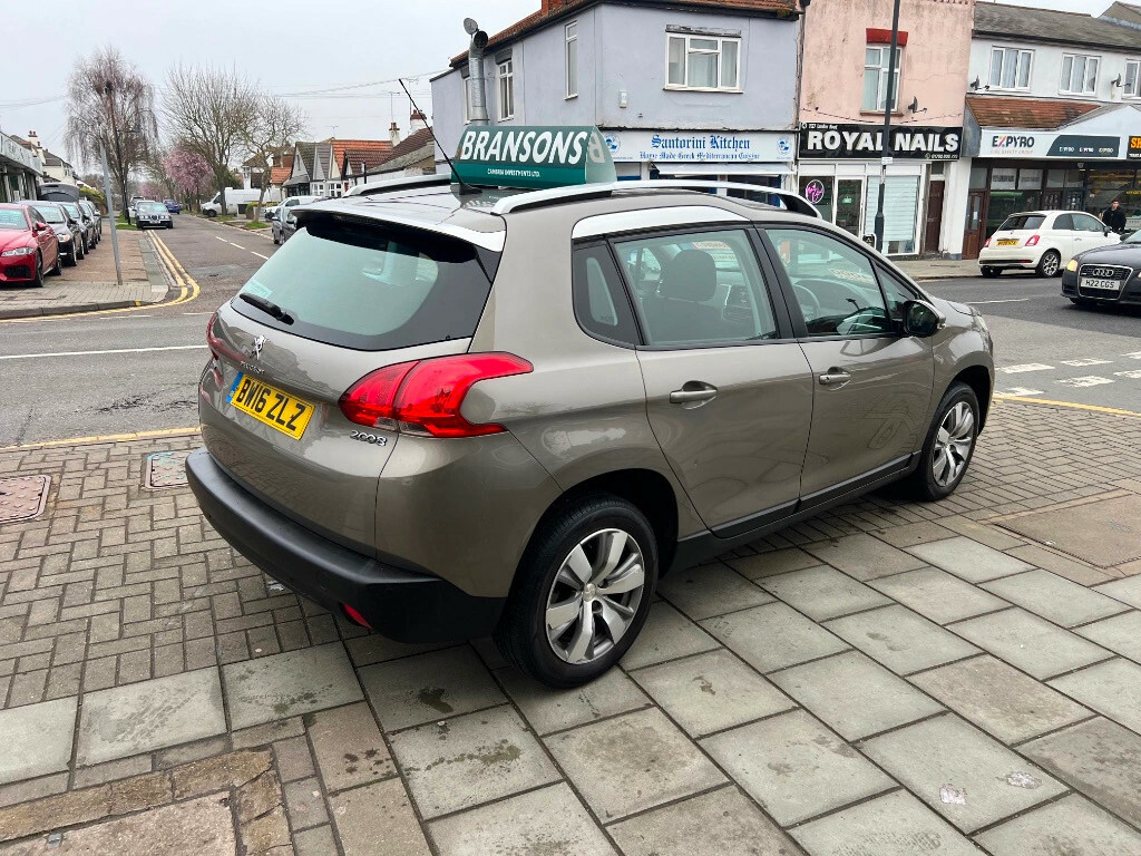 Peugeot 2008 1.6 Bluehdi 75 Active Hatchback BW16ZLZ Grey #2