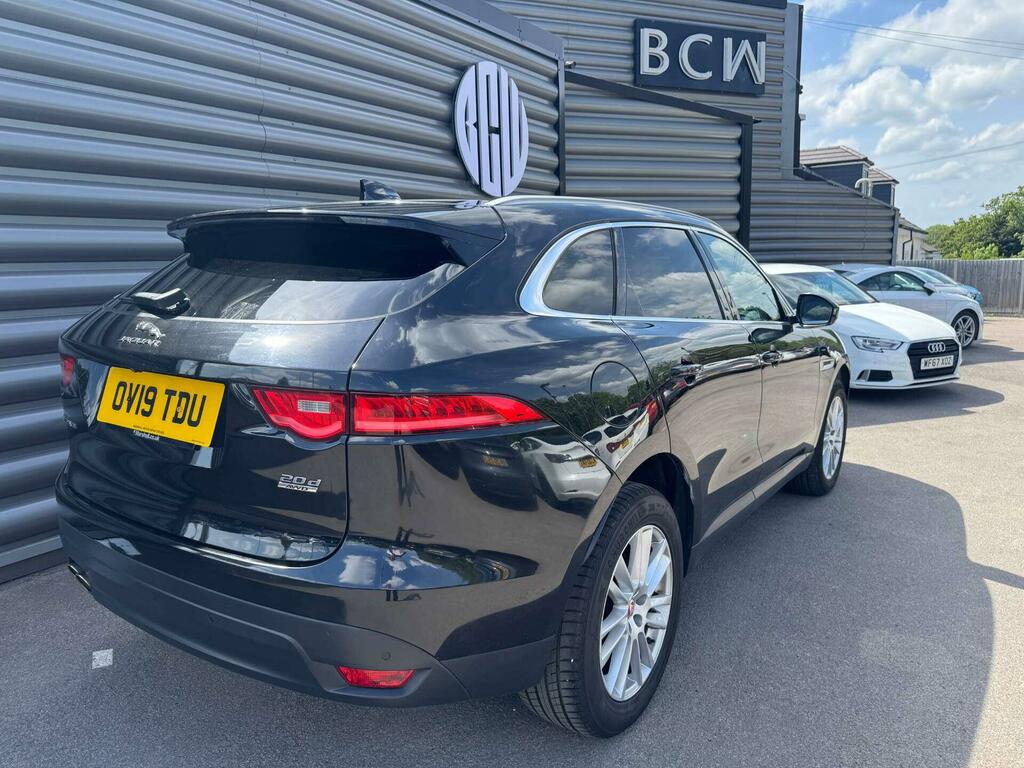 Jaguar F-Pace 2.0 D180 Portfolio Awd Euro 6 Ss OV19TDU Black #3