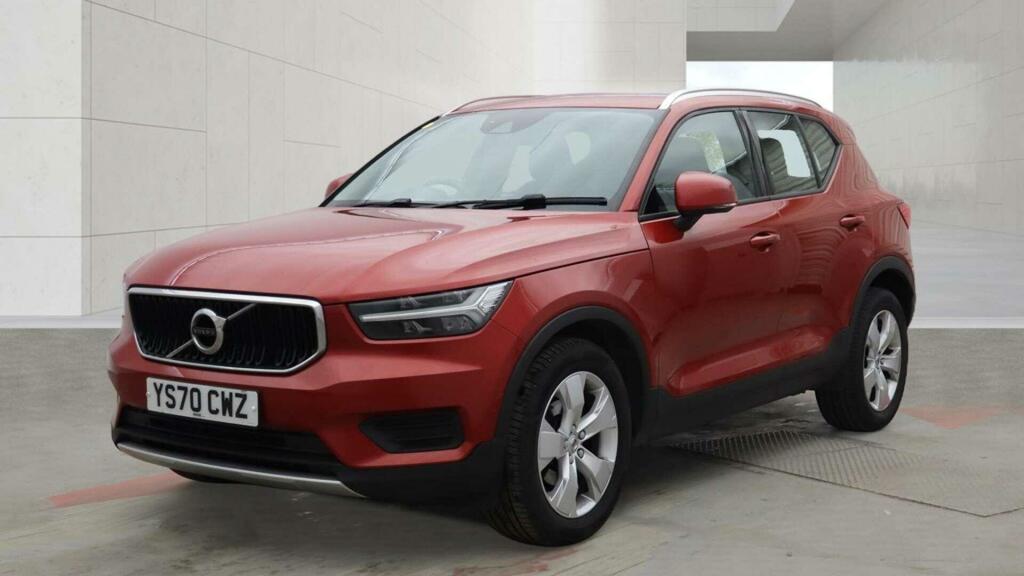 Volvo XC40 1.5 T3 Momentum Euro 6 Ss Red