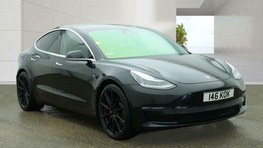 Tesla Model 3 Dual Motor Performance 4Wde Performanc Black