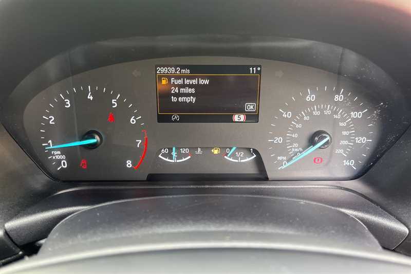 Ford Fiesta 1.0 Ecoboost Titanium MW23PHO Red #4