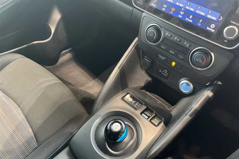 Nissan Leaf 110Kw Acenta 39Kwh LP72OFC Black #6
