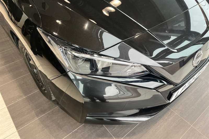 Nissan Leaf 110Kw Acenta 39Kwh LP72OFC Black #2