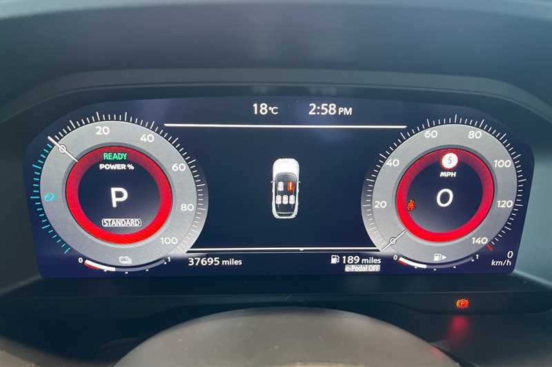 Nissan Qashqai 1.5 E-power Tekna SA23NZV White #4