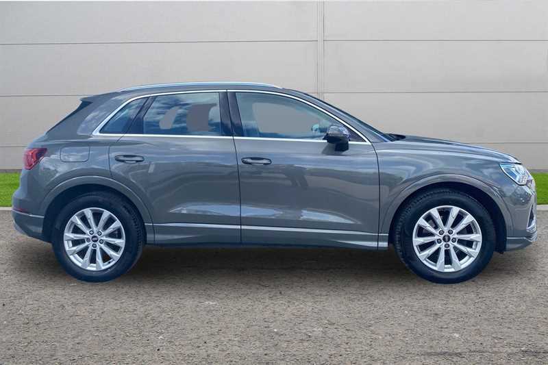 Audi Q3 35 Tfsi Sport S Tronic LV21YWP Grey #3