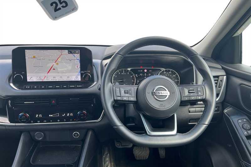 Nissan Qashqai 1.3 Dig-t Mh 158 N-connecta 4Wd Xtronic MK22BKX White #4