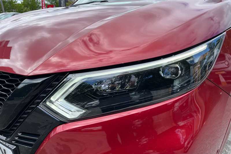 Nissan Qashqai 1.3 Dig-t N-tec ML70FKV Red #3