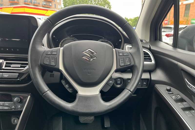 Suzuki S Cross 1.5 Hybrid Ultra Allgrip Ags Red #2