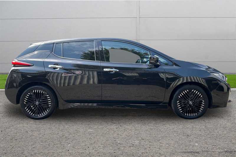 Nissan Leaf 110Kw N-connecta 39Kwh DS72LNU Black #3