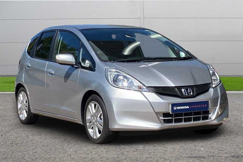 Honda Jazz 1.4 I-vtec Es Plus Cvt Silver
