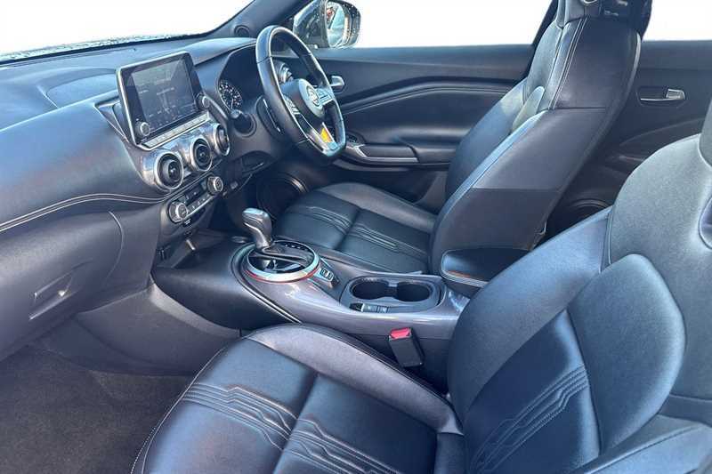 Nissan Juke 1.0 Dig-t 114 Tekna Dct HD23AHG Black #2