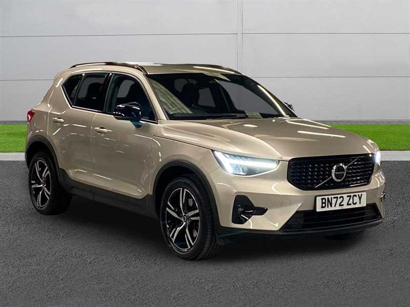 Volvo XC40 2.0 B3p Plus Dark Silver
