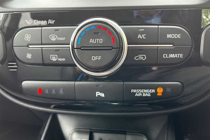 Kia Soul 1.6 Crdi 3 Dct White #6