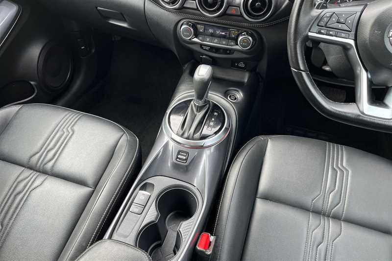 Nissan Juke 1.0 Dig-t 114 Tekna Dct LO22EKF Black #6