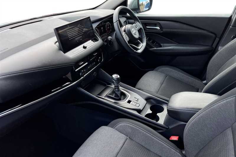 Nissan Qashqai 1.3 Dig-t Mh N-connecta AY72PXG Grey #2