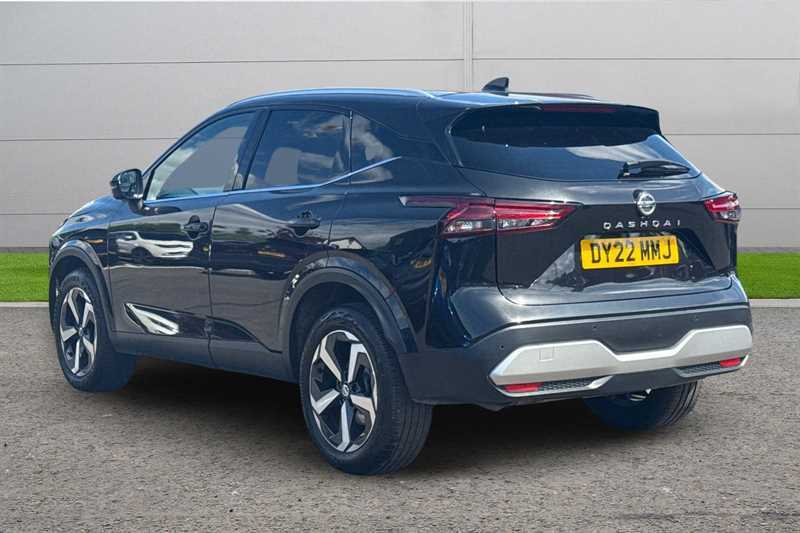 Nissan Qashqai 1.3 Dig-t Mh N-connecta Glass Roof DY22MMJ Black #3