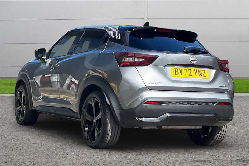 Nissan Juke 1.6 Hybrid Premiere Edition BV72YNZ Black #2