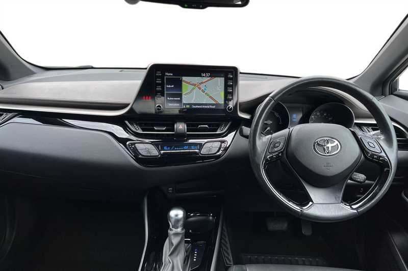 Toyota C-Hr 1.8 Hybrid Excel Cvt MA70EHO White #4