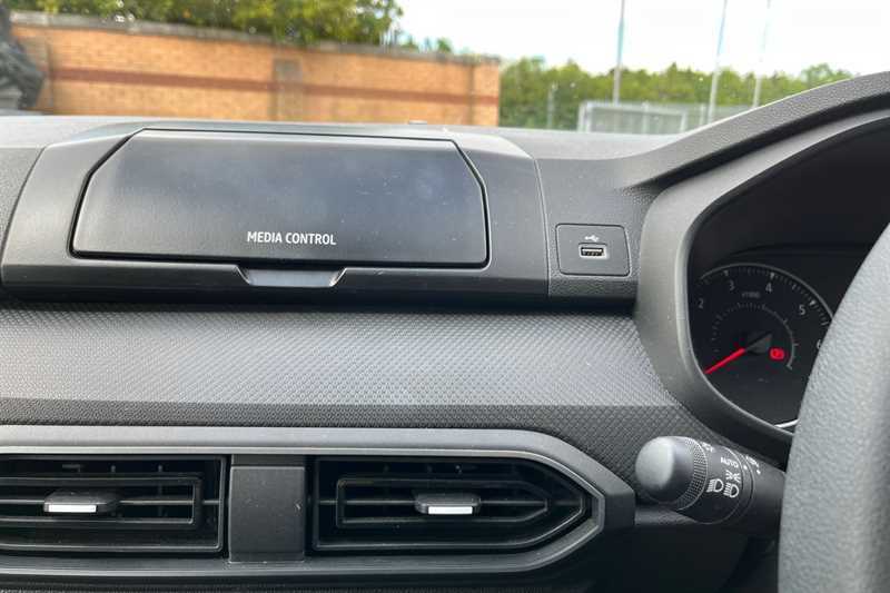 Dacia Sandero 1.0 Tce Essential KW72UEU Grey #6
