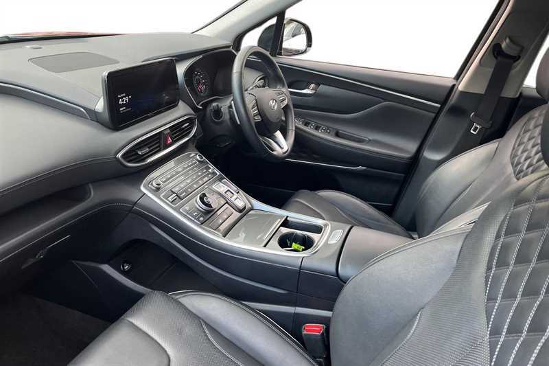 Hyundai Santa Fe 1.6 Tgdi Hybrid Premium FE22UBJ Black #2