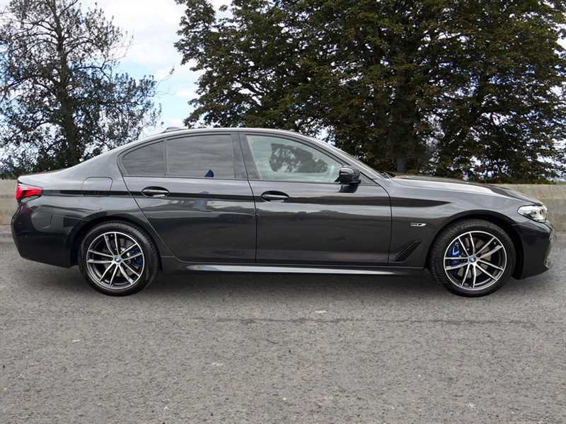 BMW 5 Series 530E M Sport YF72FUT Grey #3