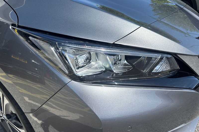 Nissan Leaf 160Kw E Tekna 62Kwh LO70FCE Grey #2