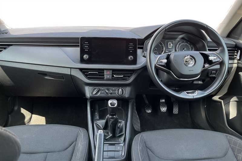 Skoda Kamiq 1.0 Tsi 110 Se BD22THN Black #4