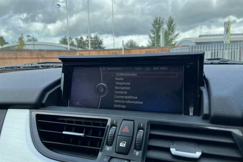 BMW Z4 20I Sdrive M Sport Nav VO17LGX Blue #5