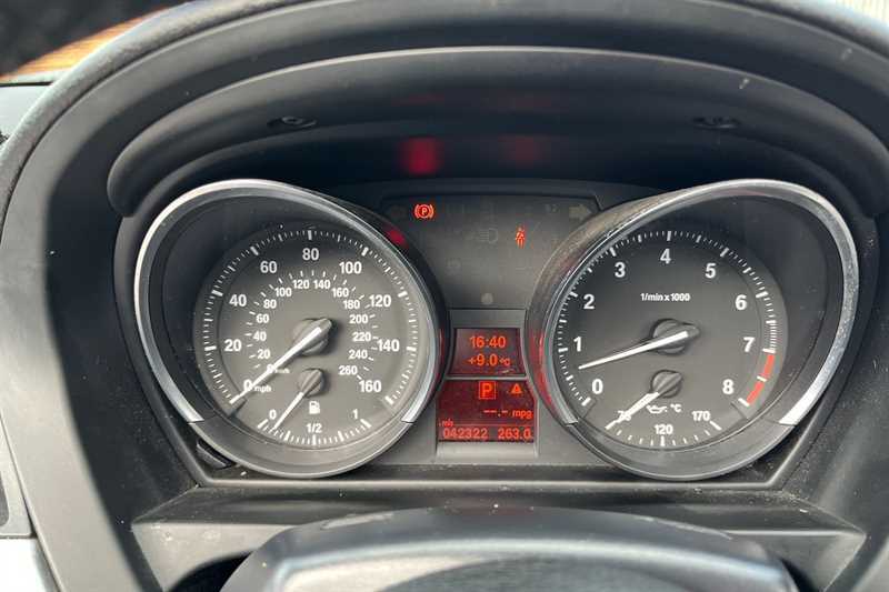 BMW Z4 20I Sdrive M Sport Nav VO17LGX Blue #2