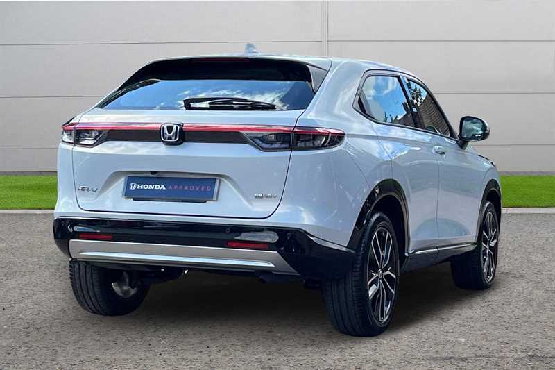 Honda Hr-V 1.5 Ehev Advance Cvt LS72RKK White #4