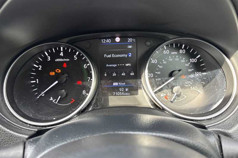 Nissan Qashqai 1.3 Dig-t Acenta Premium PG21DOA Black #3