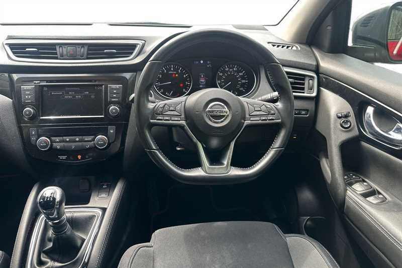 Nissan Qashqai 1.3 Dig-t N-connecta WP69XRO Red #5