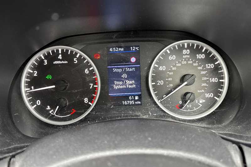 Nissan Juke 1.0 Dig-t 114 Acenta PF71BUV White #3
