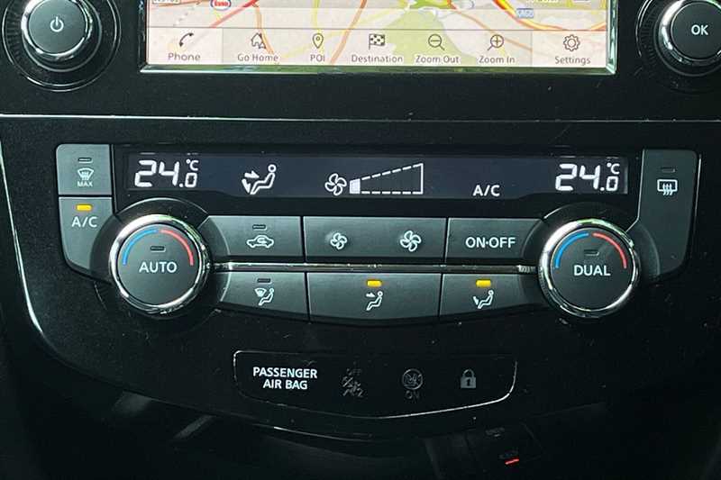 Nissan Qashqai 1.3 Dig-t 160 157 Acenta Premium Dct Blue