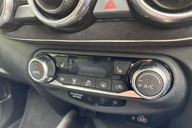 Nissan Juke 1.0 Dig-t 114 Tekna Dct Black
