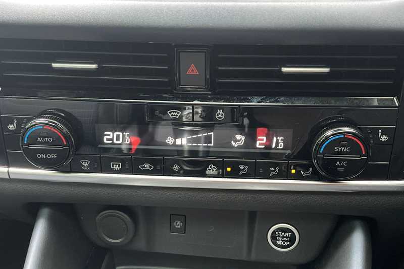 Nissan Qashqai 1.3 Dig-t Mh Tekna PJ71MHU Grey #2