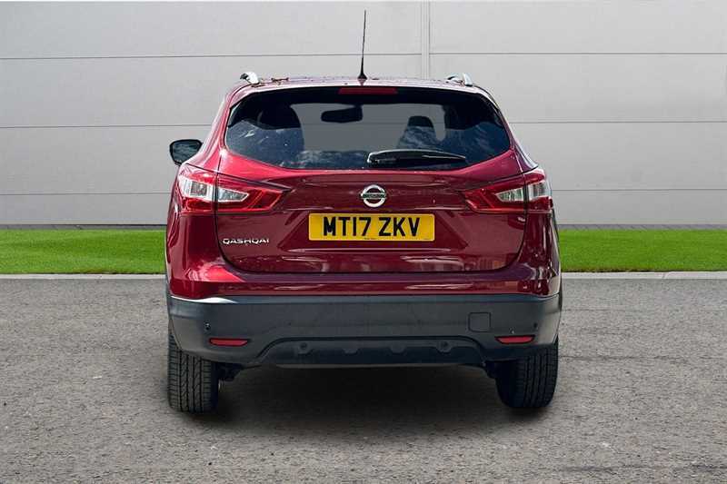 Nissan Qashqai 1.6 Dig-t Tekna Non-panoramic Red #4