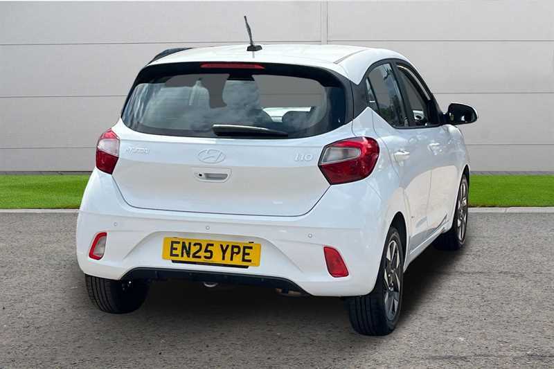 Hyundai I10 1.0 63 Advance Nav EN25YPE White #3