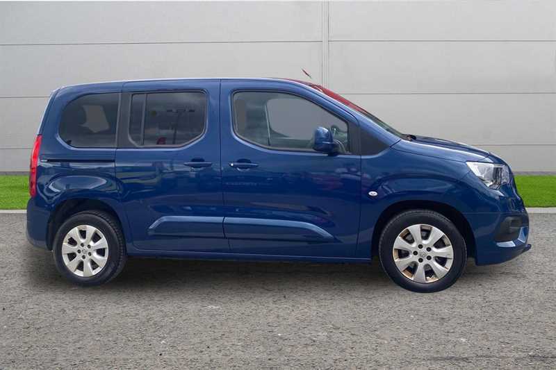 Vauxhall Combo Life 1.5 Turbo D Se 7 Seat WK21PZH Blue #3