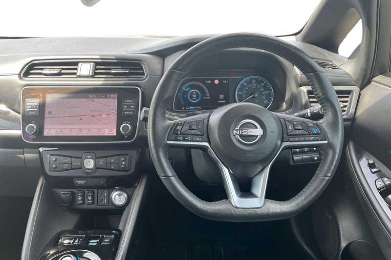 Nissan Leaf 110Kw Tekna 39Kwh SA72FWF Silver #4